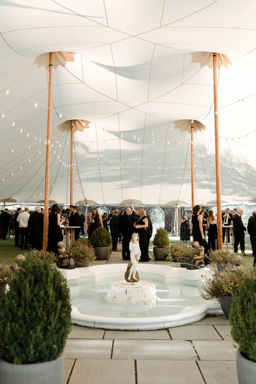 HOW TO CHOOSE THE BEST VENUE FOR YOUR WEDDING DAY