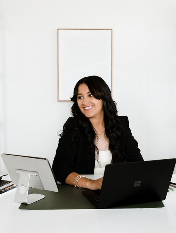 BRAND DESIGNER BRANDING PHOTOS – LITTLE FELLA DESIGN CO