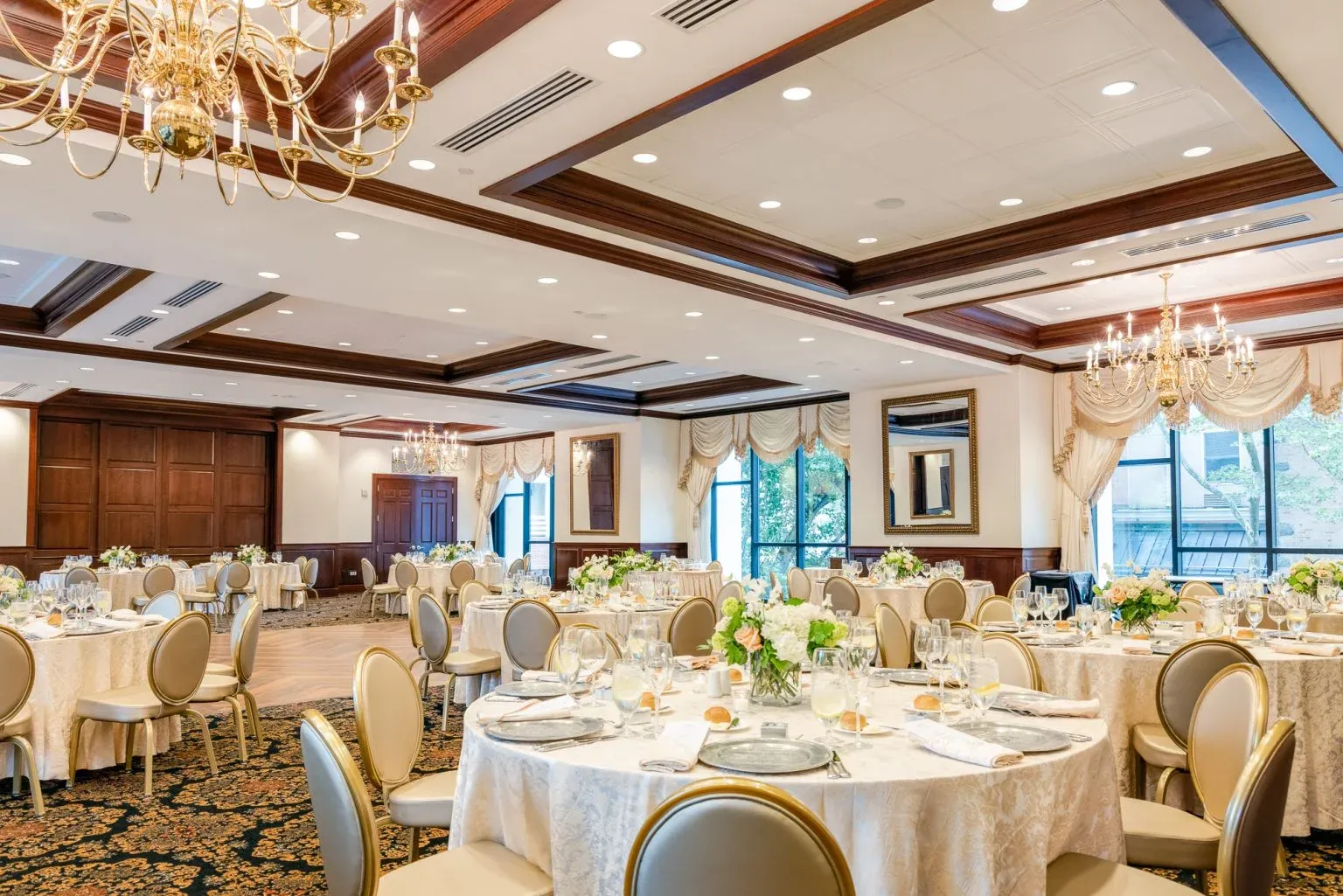 Nassau Inn — wedding ballroom