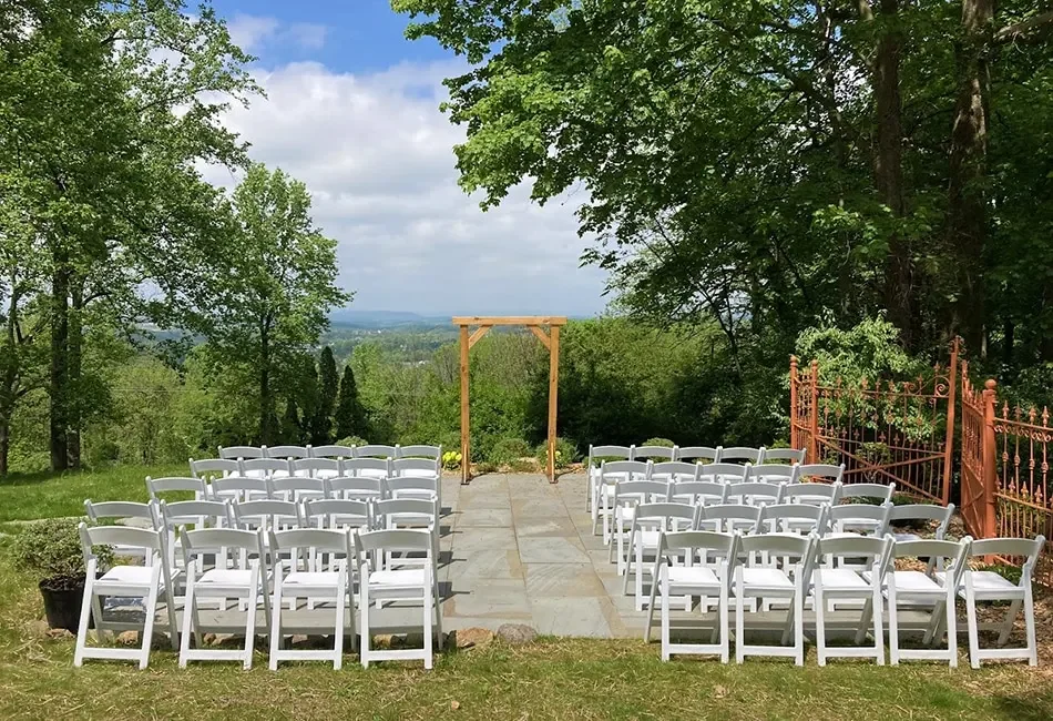 The South Mountain Inn — outdoor ceremony setting