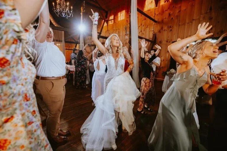White Chimneys — barn reception